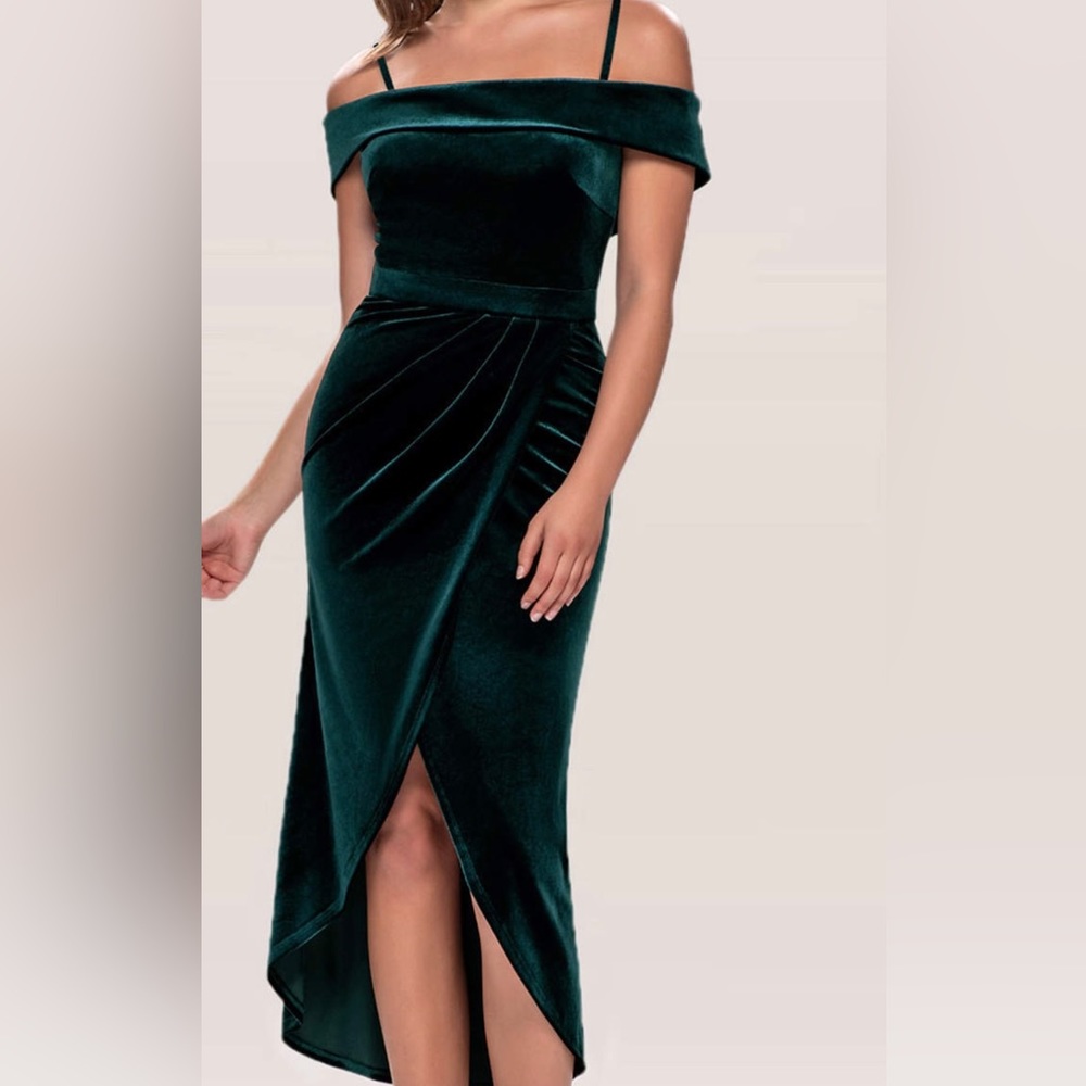 Velvet Evergreen MIDI Dress